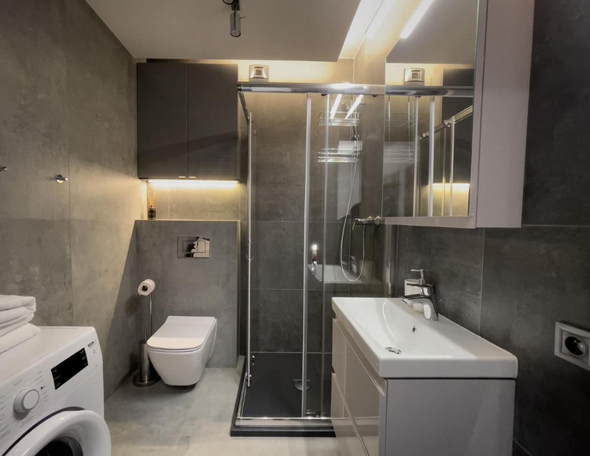 Urban Apartments Premium, Opolska 10 No 90, 2 Free Garages, Self Check-In Katowice Buitenkant foto